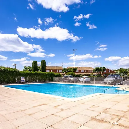Casa de Férias Petit Pavillon 4 Personnes Dans Avec Piscine