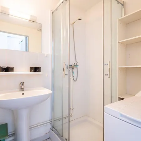 Petit Pavillon 4 Personnes Dans Avec Piscine Casa de Férias *